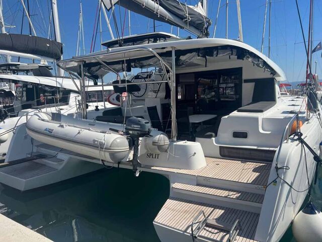 Lagoon 42 - 4 + 2 cab. Adventure